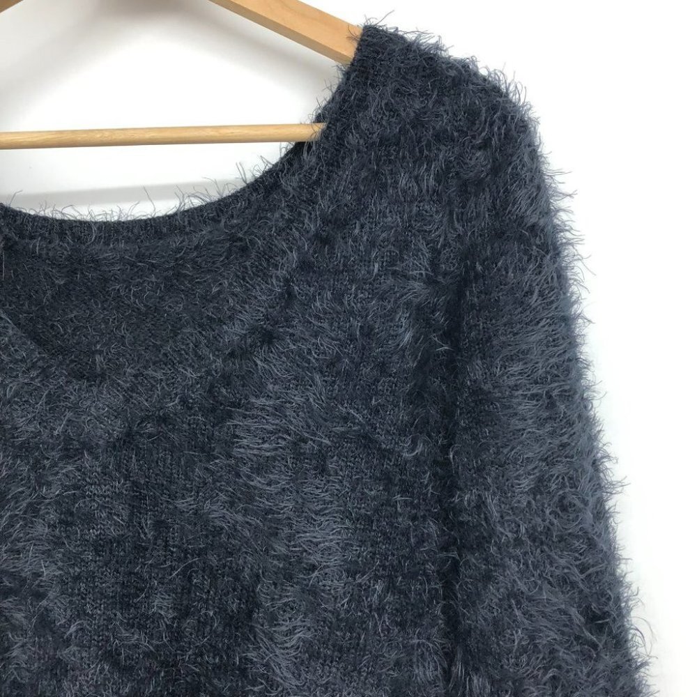 Monk & Lou Black  Eyelash Knit fuzzy soft sweater scoop or V neck 3/4 sleeve XS - Picture 13 of 15